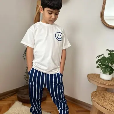 Yeni Sezon Lacivert Gülümseme Detaylı Takım